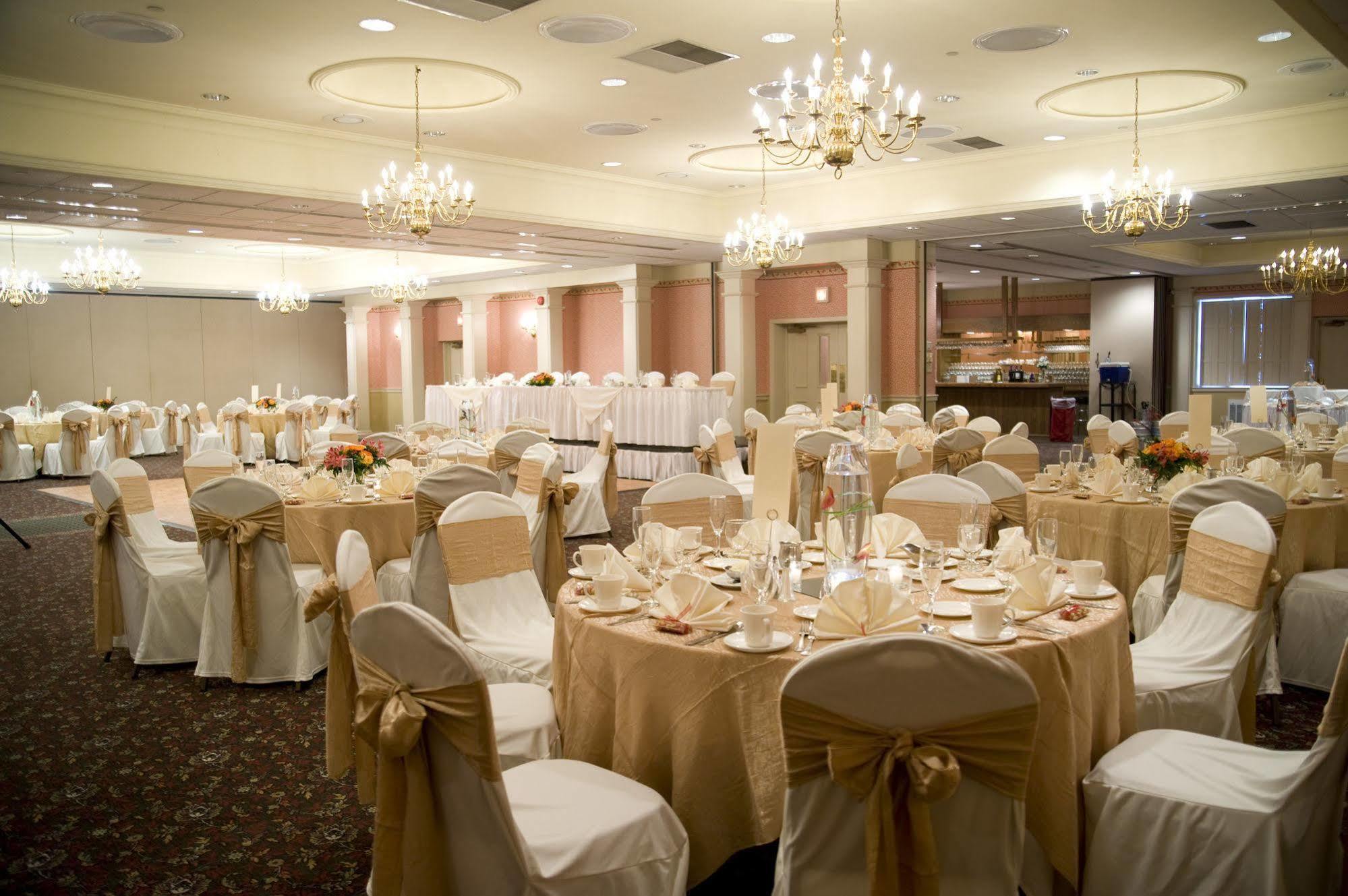The Inn At Reading Hotel & Conference Center Ngoại thất bức ảnh